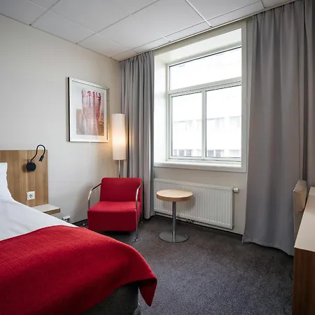 Quality Grand Hotel 4*